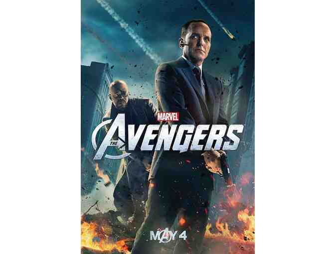 Autographed AvengersA? 16x20 Movie Poster Custom Framed