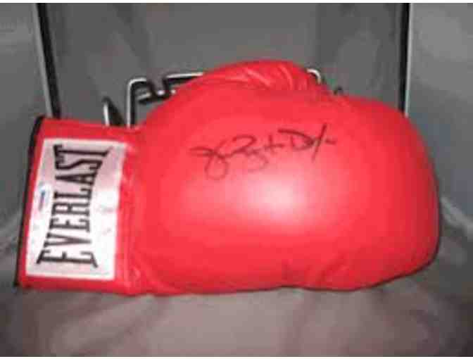 BUSTER DOUGLAS AUTOGRAPHED/SIGNED RED RIGHT BOXING GLOVE