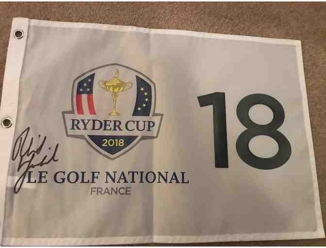 Phil Mickelson Autographed Golf Flag - Photo 1