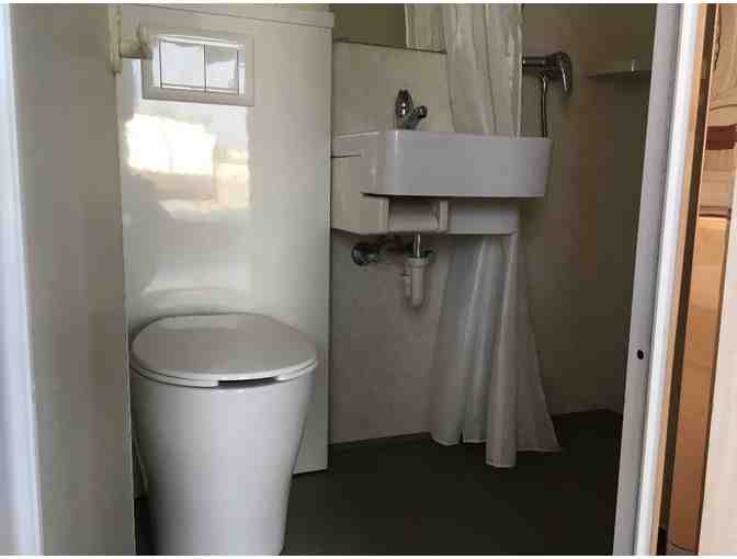 Weizhengheng expandable flat pack prefab module container house with solar energy