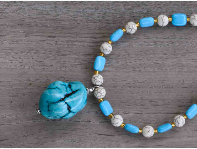 Turquoise Themed Bead Necklace