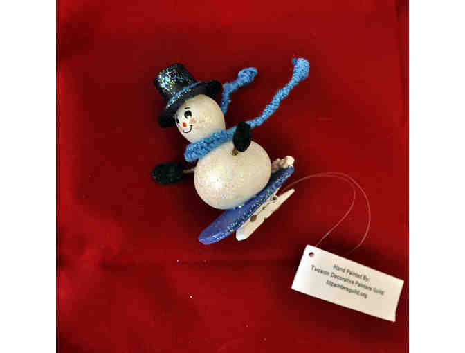 Gourd Ornament - Snowman Dancing On Snowflake - 3' Tall