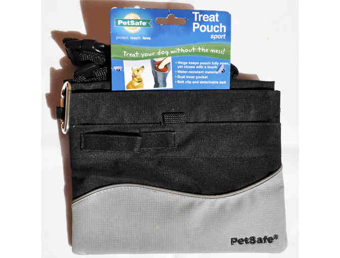 Pet Safe Treat Pouch With Detachable Belt and Belt Clip