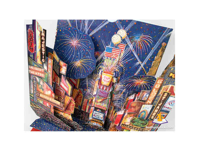 Christmas in New York: A Hardcover Pop-Up Book By Chuck Fischer