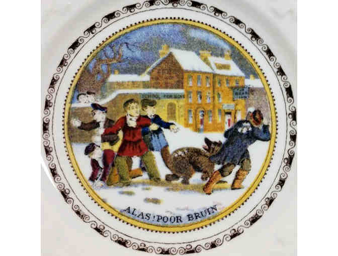 Coalport Plate - Christmas 1978 - Alas Poor Bruin