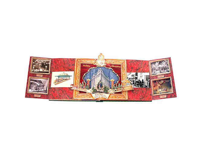 Christmas in New York: A Hardcover Pop-Up Book By Chuck Fischer