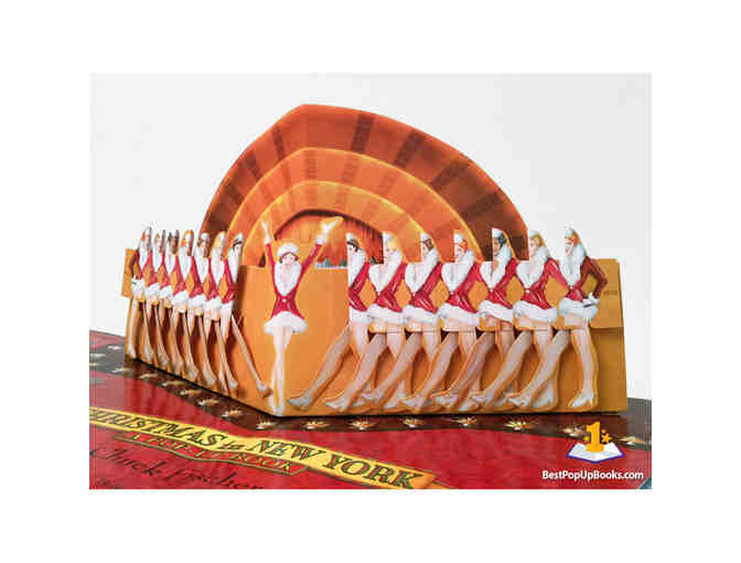 Christmas in New York: A Hardcover Pop-Up Book By Chuck Fischer