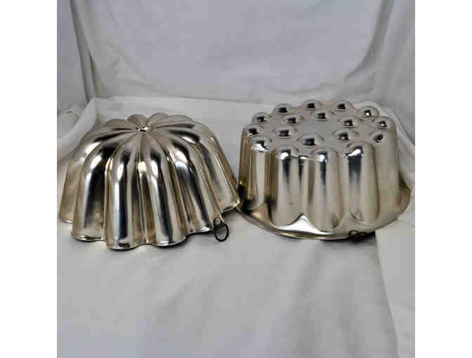 Two Round Vintage Jello Molds - Copper Colored Metal Farmhouse Decor Wall Hangings