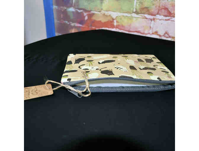 Beige & White Cat Carry-All I'm Complicated Clutch - by Karma