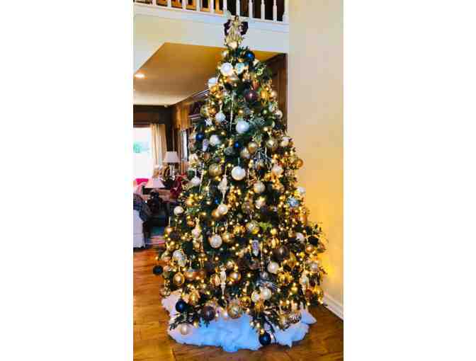 Tree Decorating Service