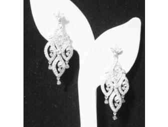 1 GREAT GIFT! ABSOLUTELY BEAUTIFUL ESTATE STYLE DIAMOND EARRINGS!!