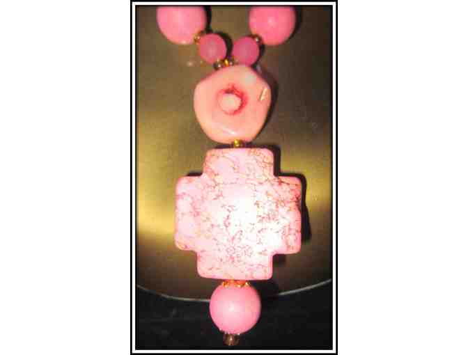 *A LOVE OF PINK: 1/KIND GENUINE GEMSTONE NECKLACE!