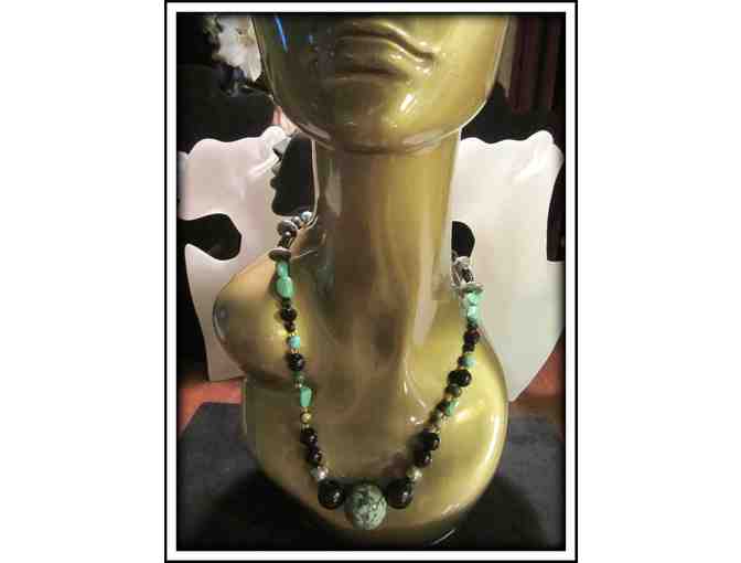 *GLOBAL PRESENCE: 1/KIND GEMSTONE NECKLACE!
