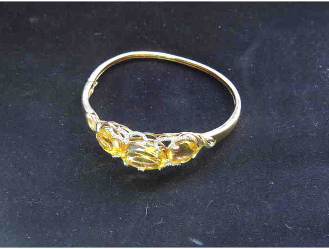 BR-28: Exquisite Bangle Bracelet with Beautiful Golden Citrine and Diamonds!
