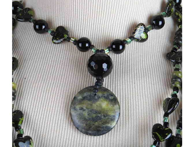 1/KIND FAB FAUX NECKLACE #391 WITH GENUINE MOSS AGATE DROP PENDANT!