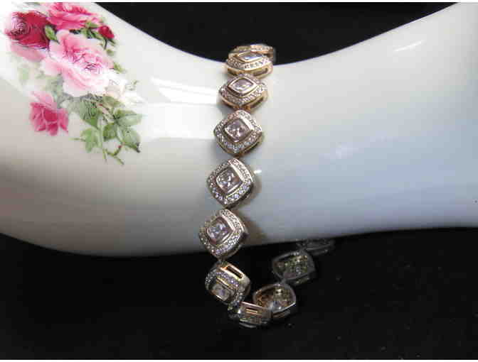 BR-5: Exquisite Bracelet by Gems En Vogue