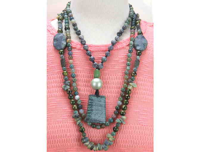 #724: 1/Kind Necklace with Semi Precious Gems, Pearls and Pendant!