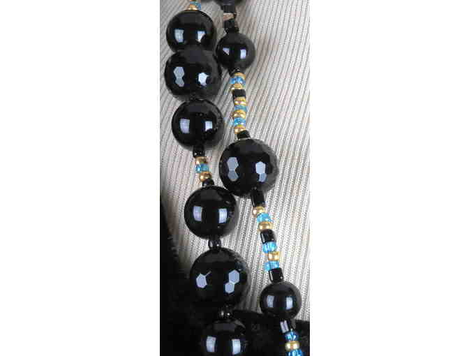 ! Gorgeous! 1/KIND GEMSTONE NECKLACE #406:  Features Hand Painted Artwork on ONYX!