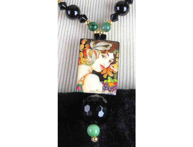 Absolutely EXQUISITE! 1/KIND GEMSTONE NECKLACE #410:  Features Hand Painted Art on ONYX!