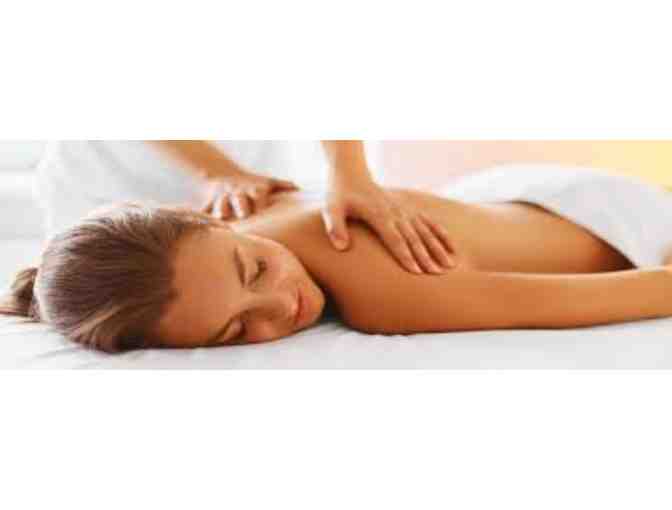Decide Massage & Wellness - 1 Hour Swedish Massage and Beauty Products