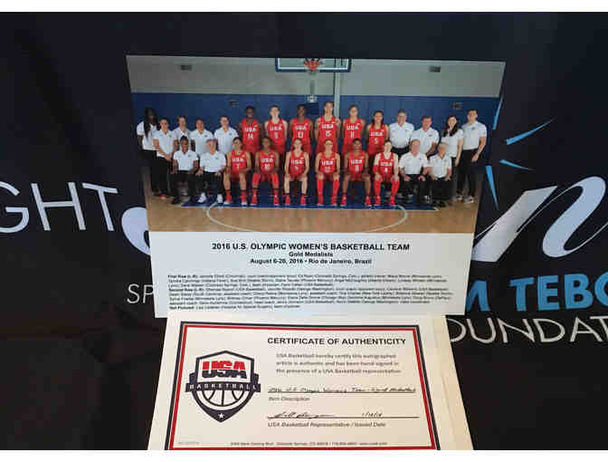 2016 USA Women's Basketball Team Limited Edition Autographed Basketball - Photo 2