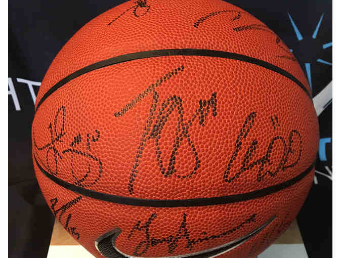 2016 USA Women's Basketball Team Limited Edition Autographed Basketball - Photo 5