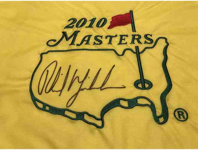 2010 Master's Flag Signed by Golfing Legend Phil Mickelson 2010 Winner - Photo 2