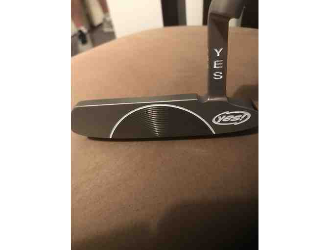 35 Inch Yes C Groove Putter Callie Model w/Head Cover - Photo 1