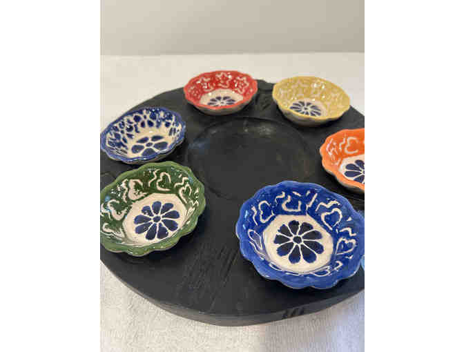 Wooden hand painted six dish tray - Photo 1