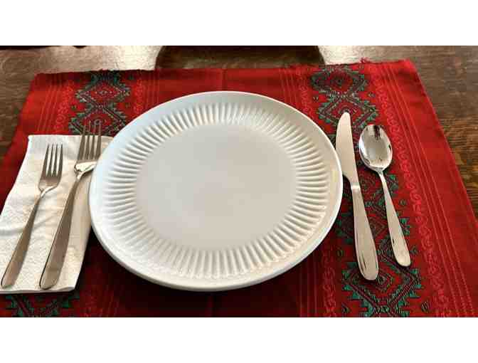 Gorgeous holiday table setting: table runner, 8 place mats and basket