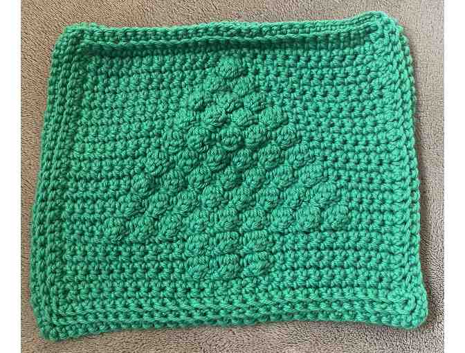 Hand-crocheted kitchen set #2 - Christmas Tree hot pad and potholders