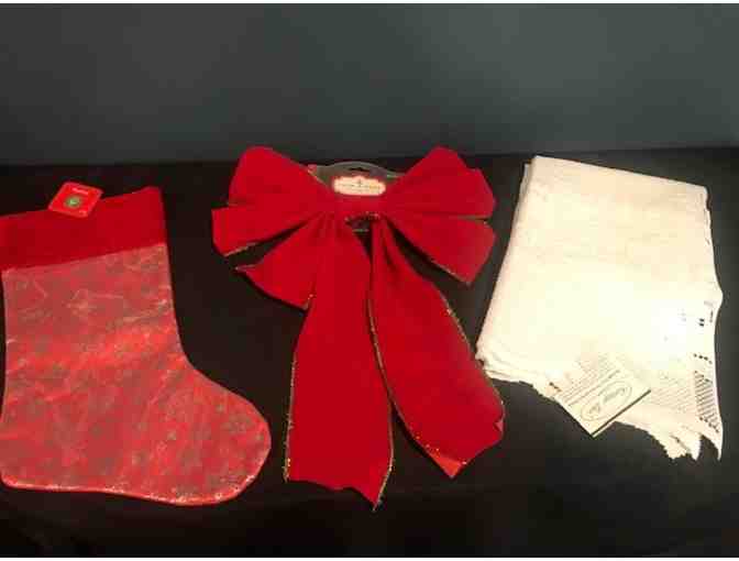 Holly + Jolly Christmas Box