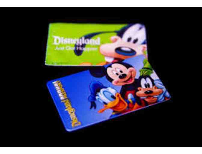 Tickets (4) - Disneyland Resort (Park Hopper) 1-day Tickets