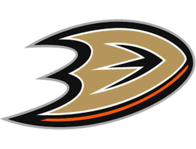 Anaheim Ducks Luxury Suite for (10) Guests Includes (2) Reserved Parking Spaces -- F&B INCLUSIVE