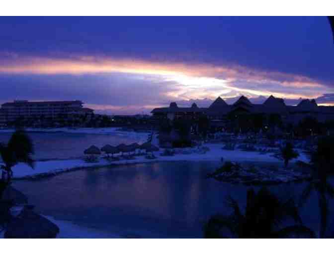8 days/7 nights in Mexico's Mayan Riviera- Quinta Luna Buena Vista, AIR included