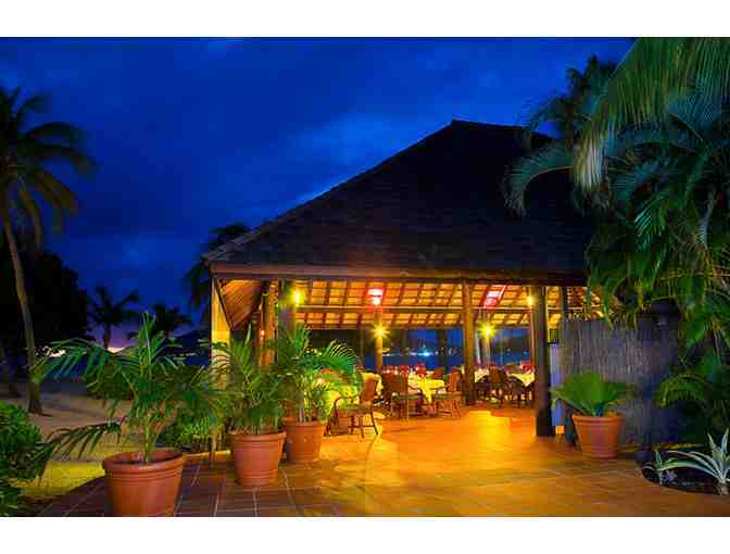 Week at the Palm Island Resort for up to 2 Couples