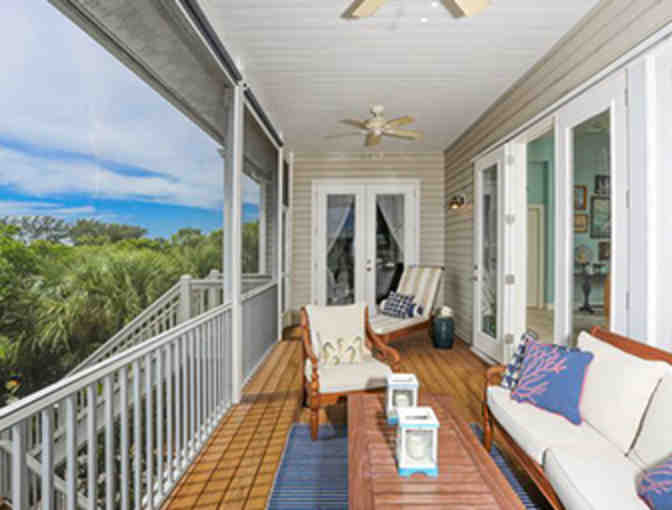 One-Week Rental at Beautiful Palm Island House