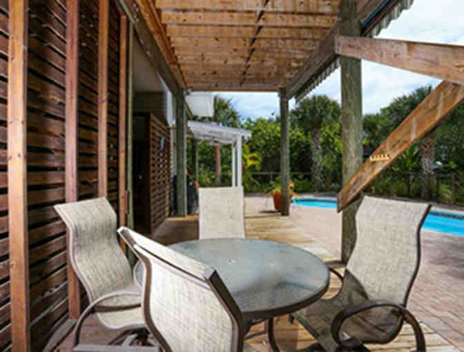 One-Week Rental at Beautiful Palm Island House