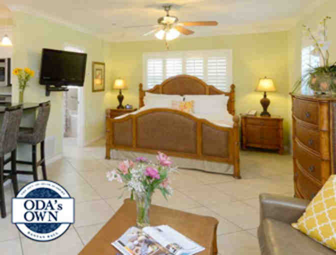 Two-Night Stay at Tropical Beach Resorts on Siesta Key