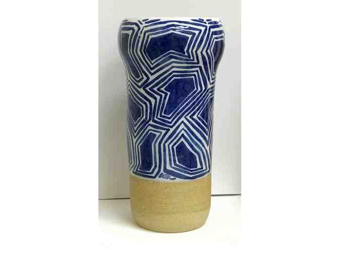 'Pattern' (2016) - Ceramic Vase by Thomas Campbell