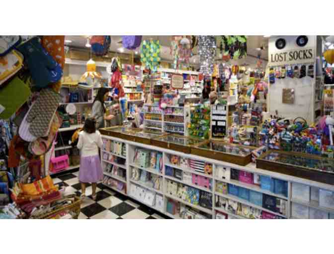 $200 E.A.T. Gifts Unique Basket