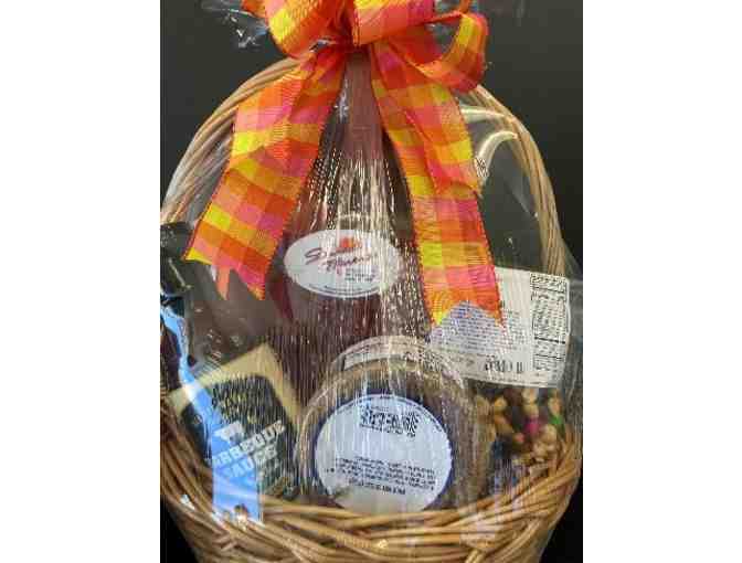 Seaside Market Gourmet Basket