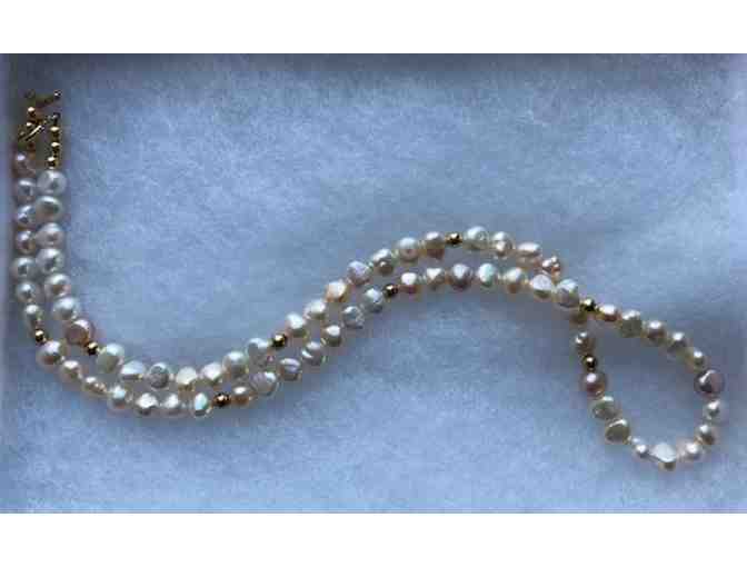 Elegant Chinese Pearl Necklace