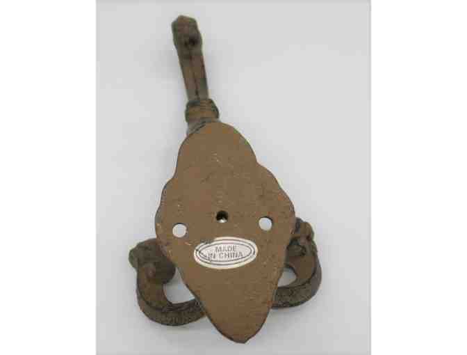 Wall Mounted Coat Hanger