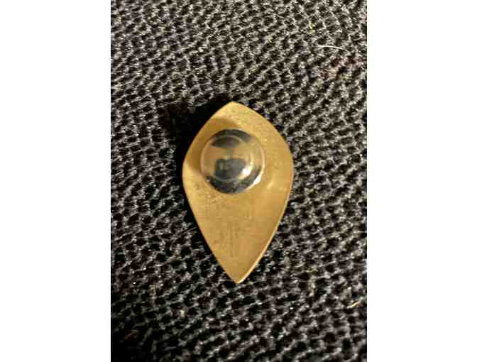 Holly Yashi Vintage Amazon Warrior Pin