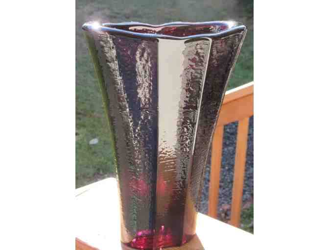 Fire and Light Aurora Vase - Plum