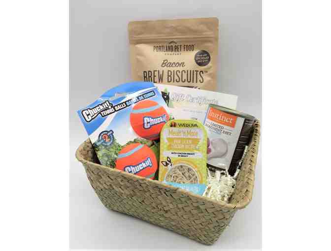 Humboldt Pet Supply Dog Goody Basket with a $50 Gift Certificate