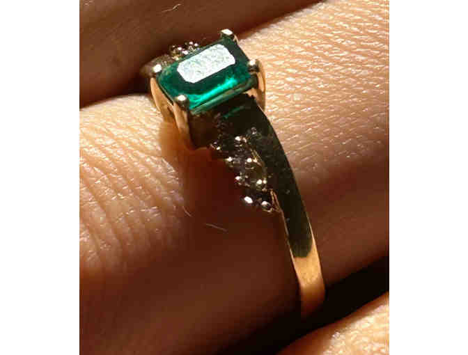 Yellow Gold Ring -10 KT - with Green Stone Size 6