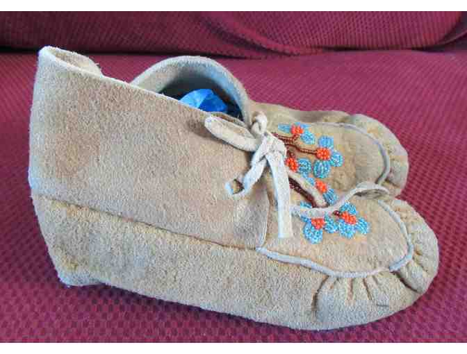 Child-size Vintage Moccasins - Photo 4