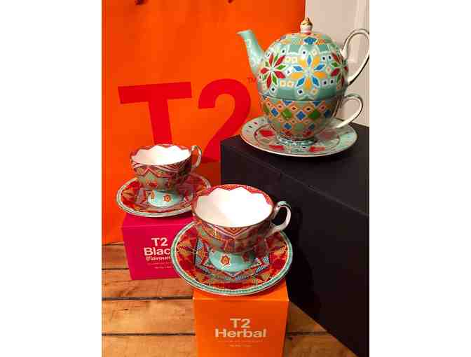 T2 - Shake Your Tail Feather T41Tea Set, 2 Cups & Saucers, 2 Boxes of Tea